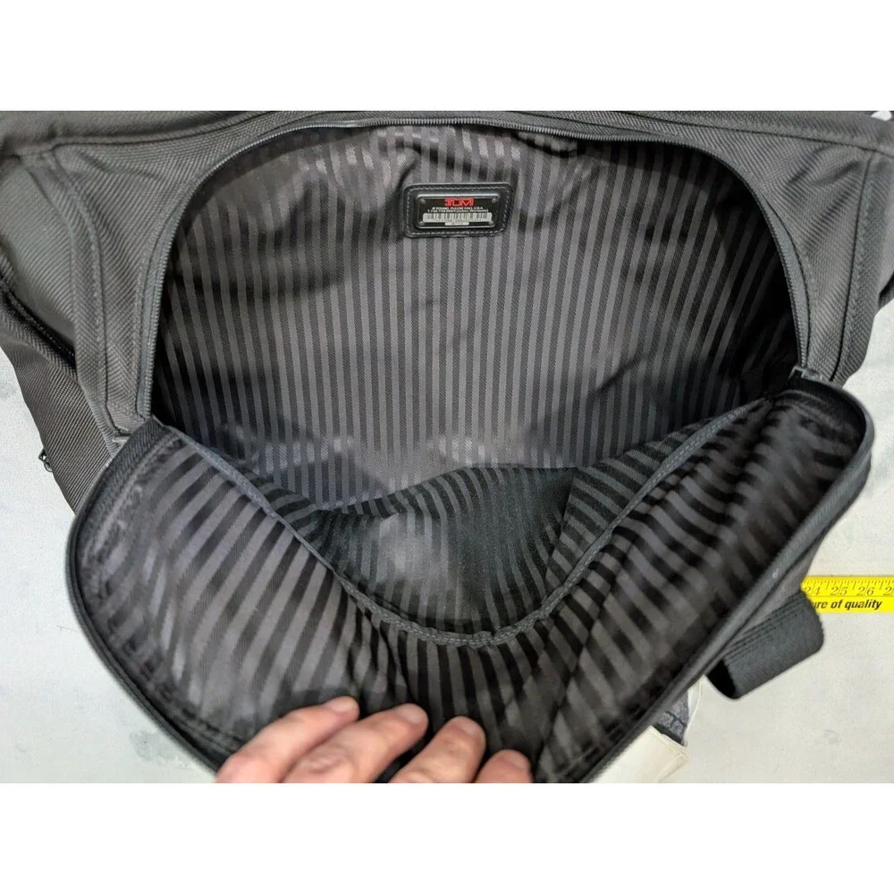 Tumi Dakota 22” Expandable Ballistic Over Night Carry On Great Travel Bag 2677D3